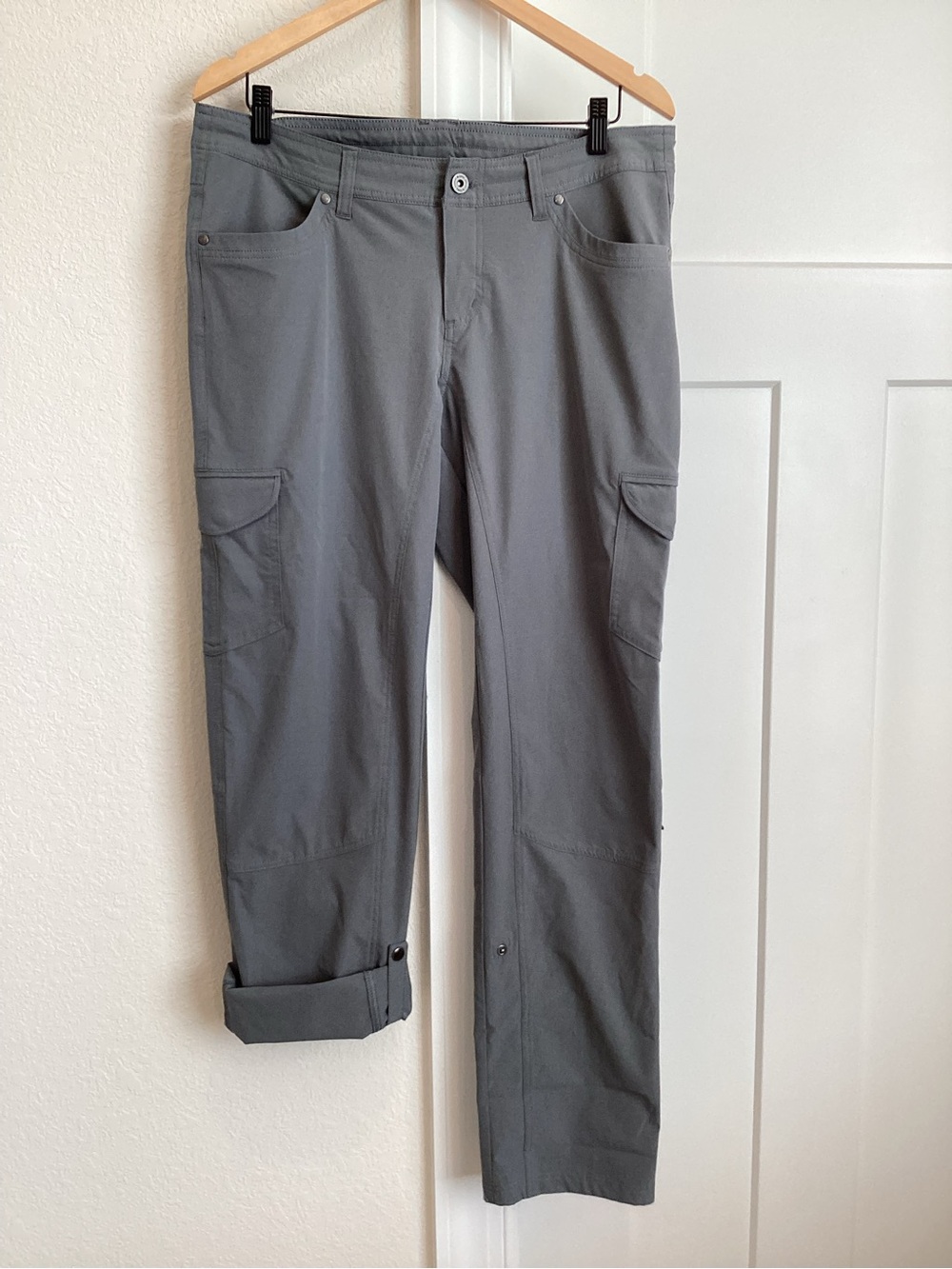 NWOT Kühl Women’s Adjustable Length Roll-Up Hiking Pants NEW Grey Size 12